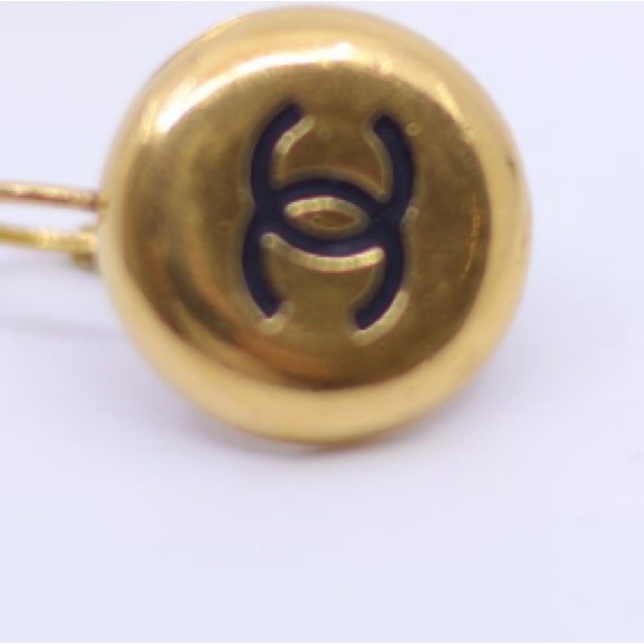 SOLD Chanel RARE Gold Stud Earrings - Picture 4 of 7